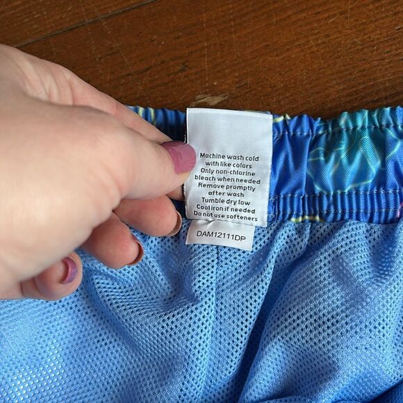 Men’s NWT Blue DSG Tropical Neon Swim Trunks/Shorts. Size Medium - Picture 4 of 8